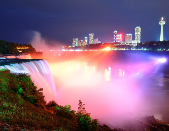 Niagara Falls Day & Evening Tour from Toronto — Small Group with Boat Cruise & Wine Tasting
